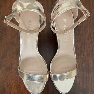 Gold Chunky Heel Strap Shoes